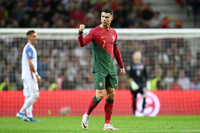 爱游戏新闻-冰岛队在欧预赛比赛中战胜对手，取得胜利的简单介绍