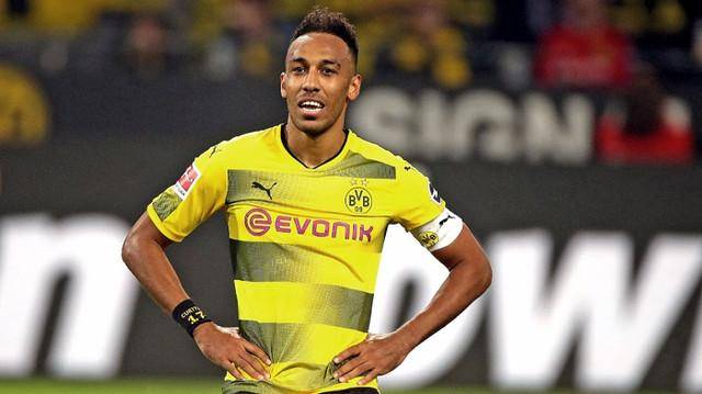 爱游戏官方登录入口-关于多特蒙德防守表现失常，主帅寻找改进方案的信息