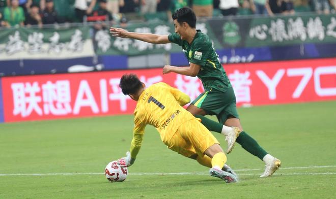 爱游戏官网app-东亚主场战胜对手，稳固积分榜前列位置的简单介绍