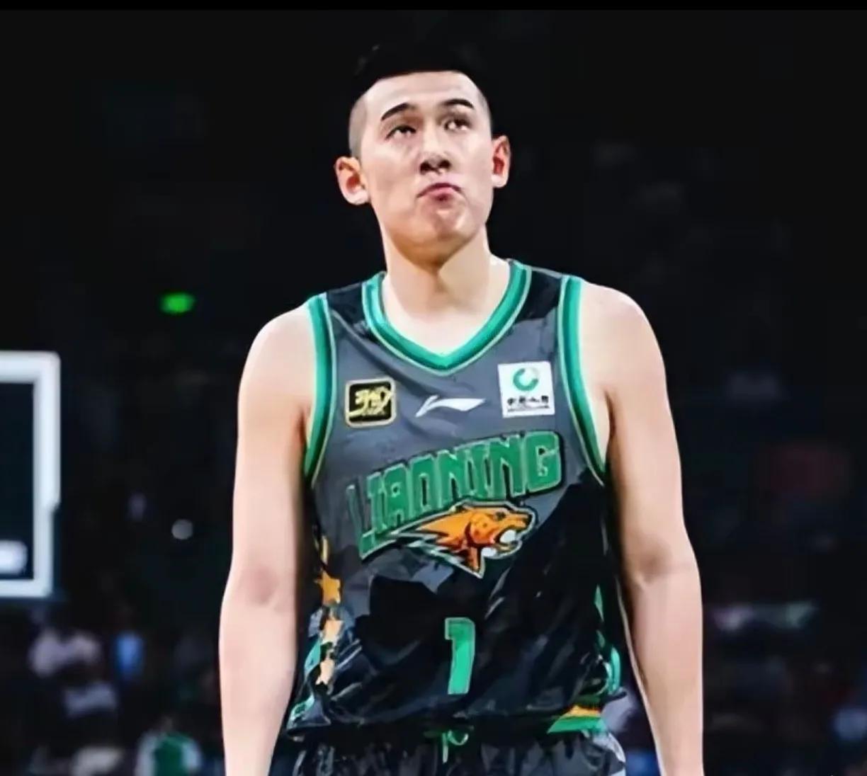 包含球队新晋球员爆发，刷新出色个人表现的词条