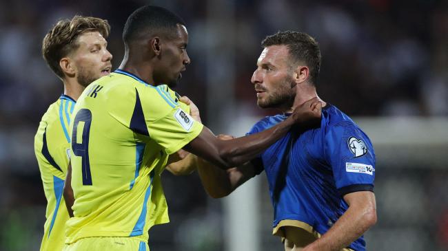 爱游戏app下载地址-包含希腊逼平科索沃，晋级形势堪忧的词条