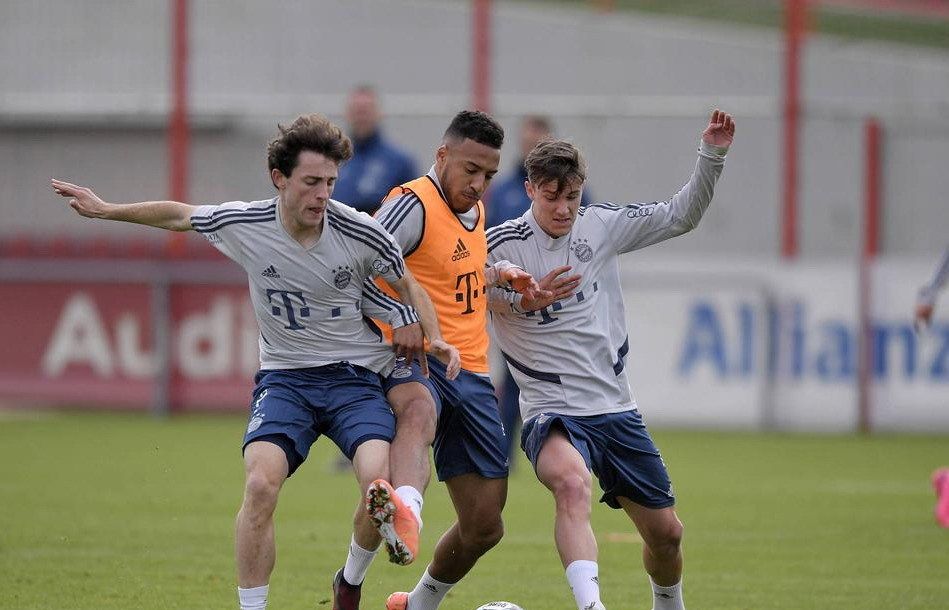 拜仁慕尼黑奋勇向前，准备全力拼抢的简单介绍