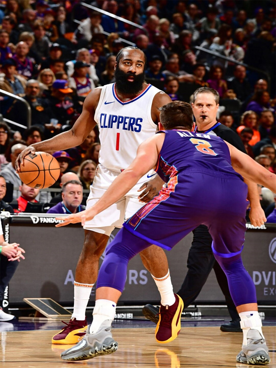 快船主场胜热火，取得四连胜