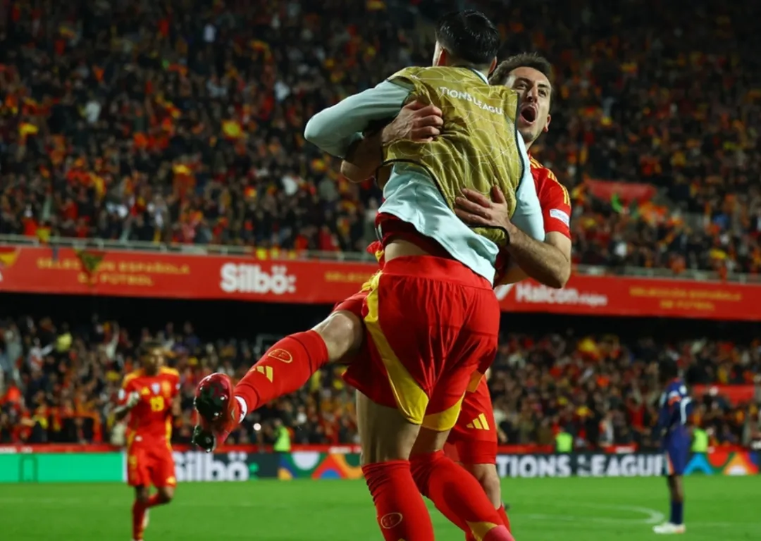 欧国联比赛中球员不幸遭遇重大伤病