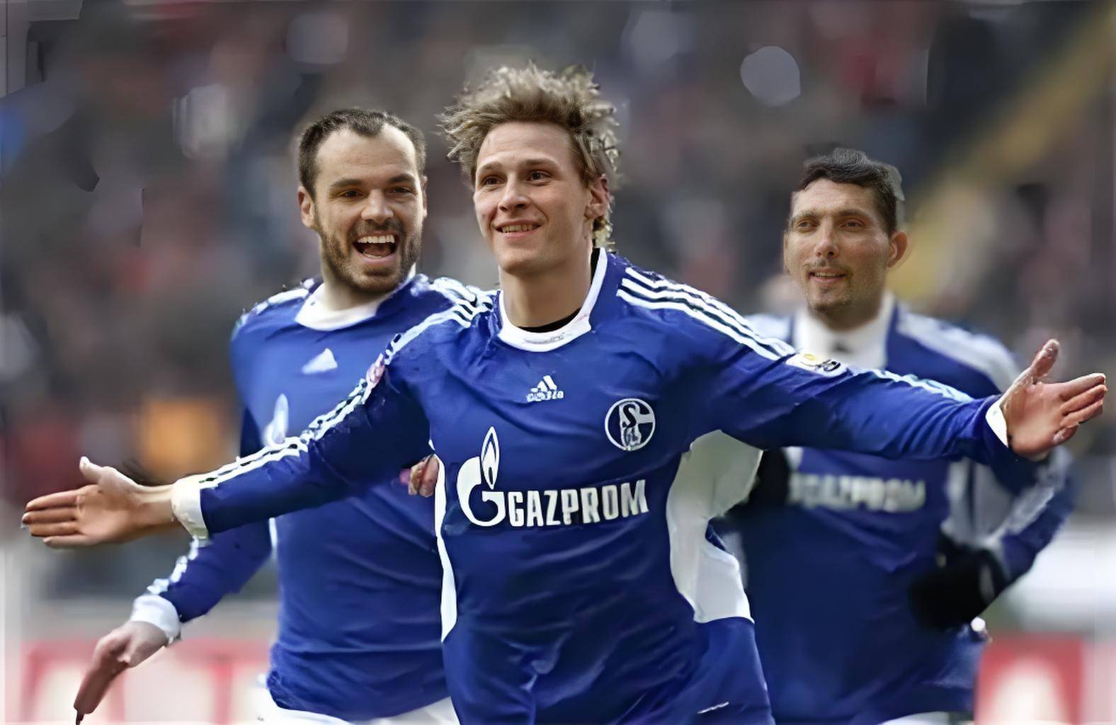 爱游戏入口-包含沙尔克04四连胜！法兰克福助攻成功跻身德甲前四的词条