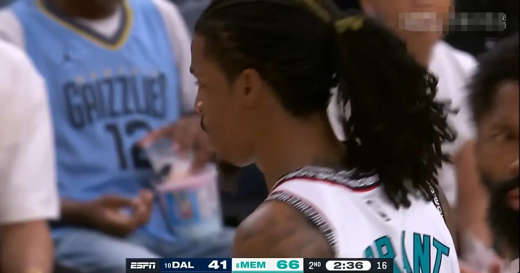 灰熊击败独行侠,莫兰特称赞队友 灰熊击败独行侠,莫兰特称赞队友